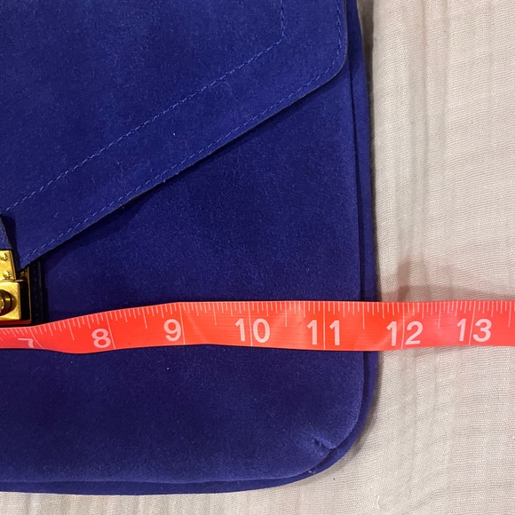 Suede Purse - Picture 10 of 11